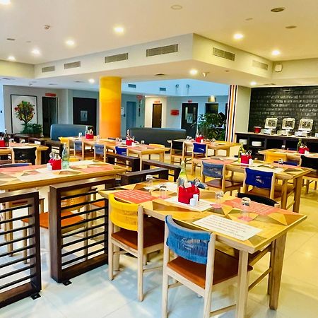 Trivandrum Kazhakuttam Ngoại thất bức ảnh