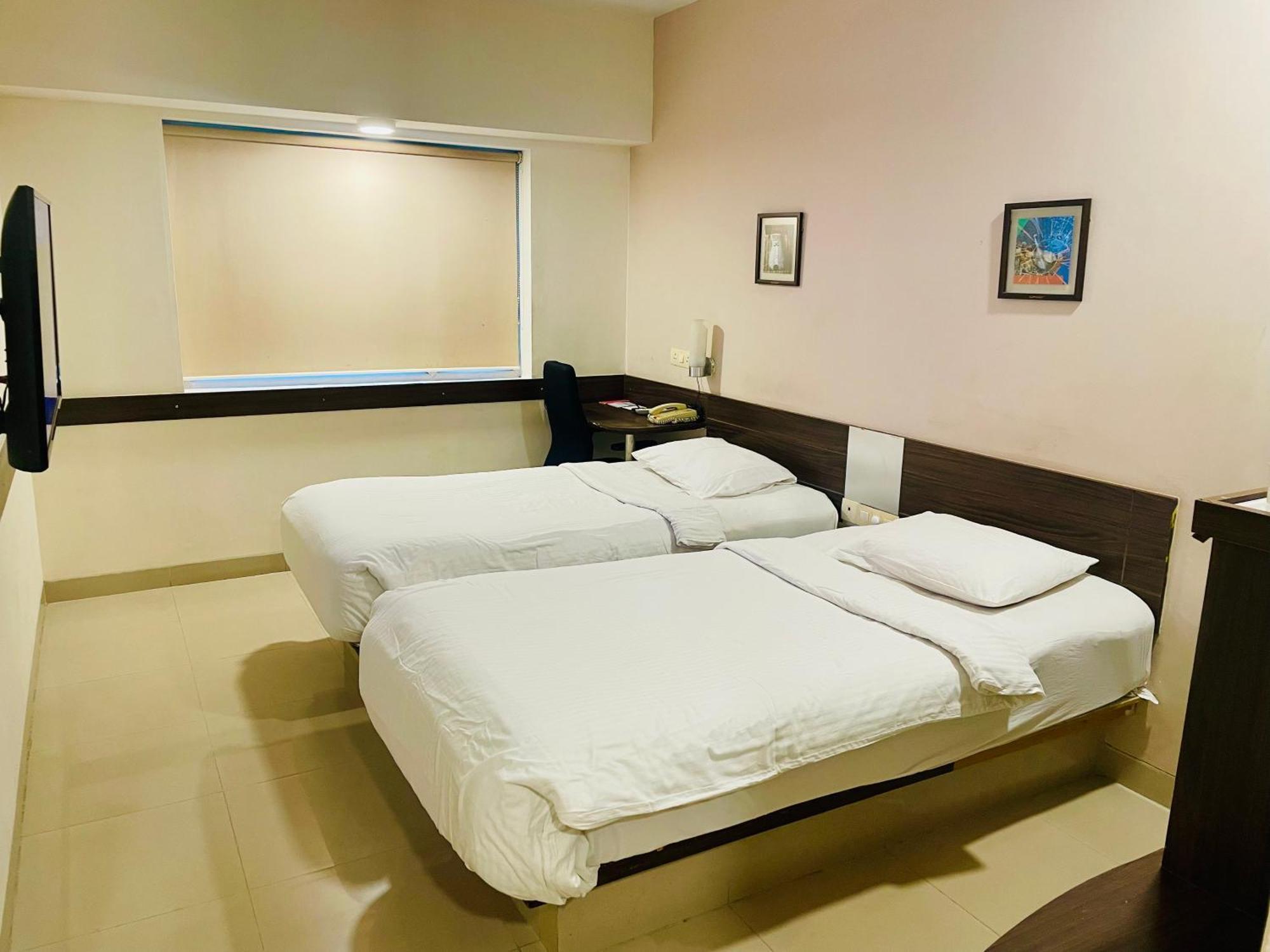 Trivandrum Kazhakuttam Ngoại thất bức ảnh